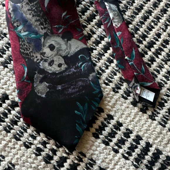 Last kingdom panda vintage tie - Picture 4 of 6